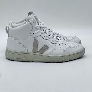 Veja V-15 Hi- Top Sneakers. Size 9